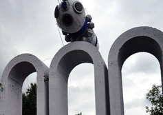 Памятники кораблям - морским и космическим - в Усинске