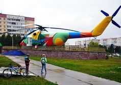 Памятники техногена - гигант Ми6 и Як-40 в парке КИО Усинска