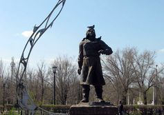 Памятник В.П.Чкалову в Ахтубинске Астраханской губернии