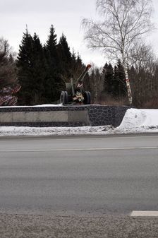 Памятник героям 33-й армии и московского народного ополчения на Киевском шоссе