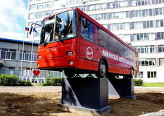 Памятник автобусу ЛиАЗ-5256
