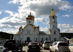 Церковь Сретения Господня в Старопышминске Свердловской области