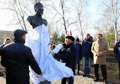 Памятник Марии Мордасовой в селе Черняное
