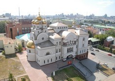 Духовно-просветительский центр «Патриаршее подворье» и Церковь Николая Чудотворца