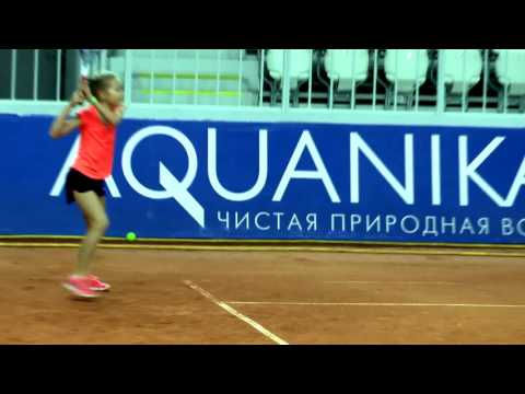 Теннисный турнир на призы олимпийской чемпионки Елены Весниной
