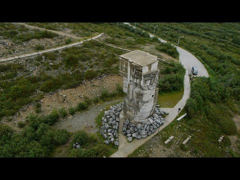 Нагаевский маяк в Магадане, на берегу бухты Нагаева