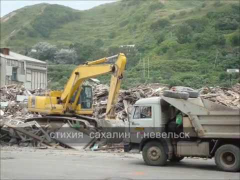 Маяк Кенуси мисаки на мысе Лопатина, западное побережье острова Сахалин