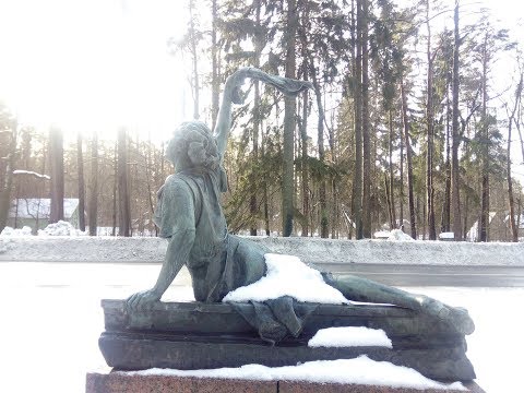 Памятник подвигу Раймонды Дьен в Зеленогорске